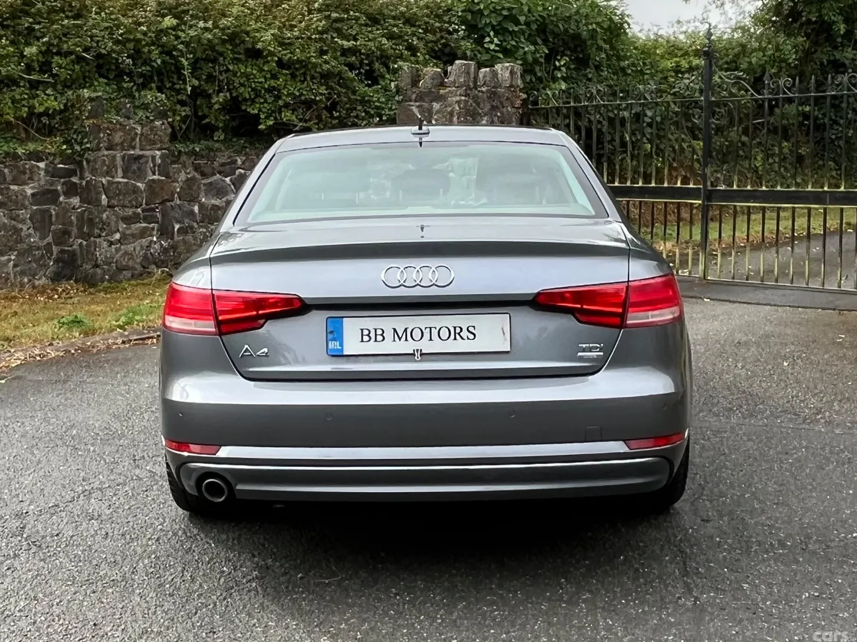 Audi A4 Saloon, Diesel, 2017, Grey