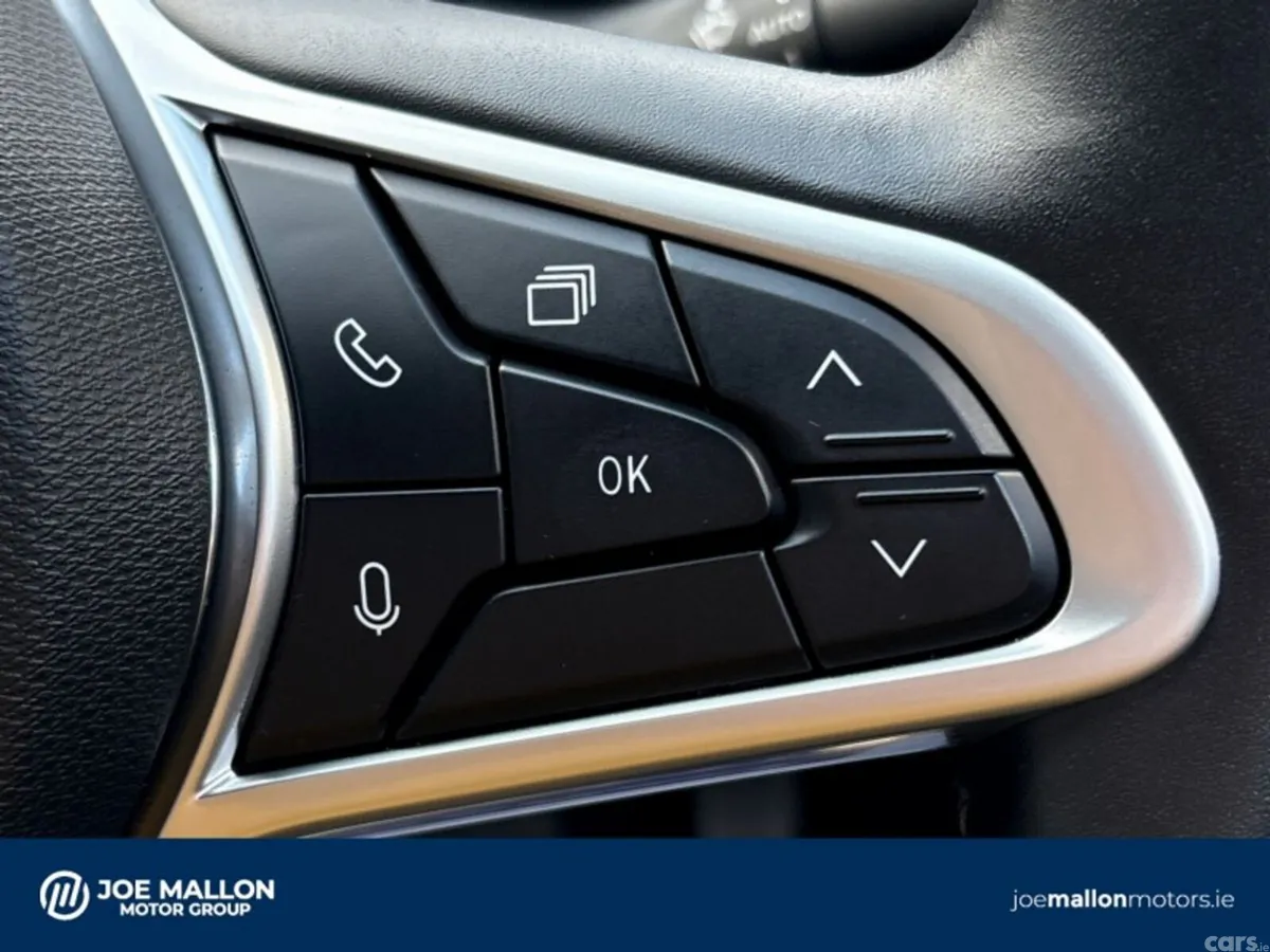 Renault Arkana Hatchback, Petrol Hybrid, 2025, Blue