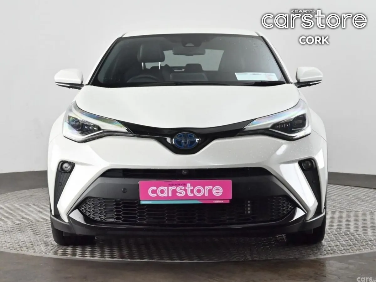 Toyota C-HR SUV, Petrol Hybrid, 2021, White
