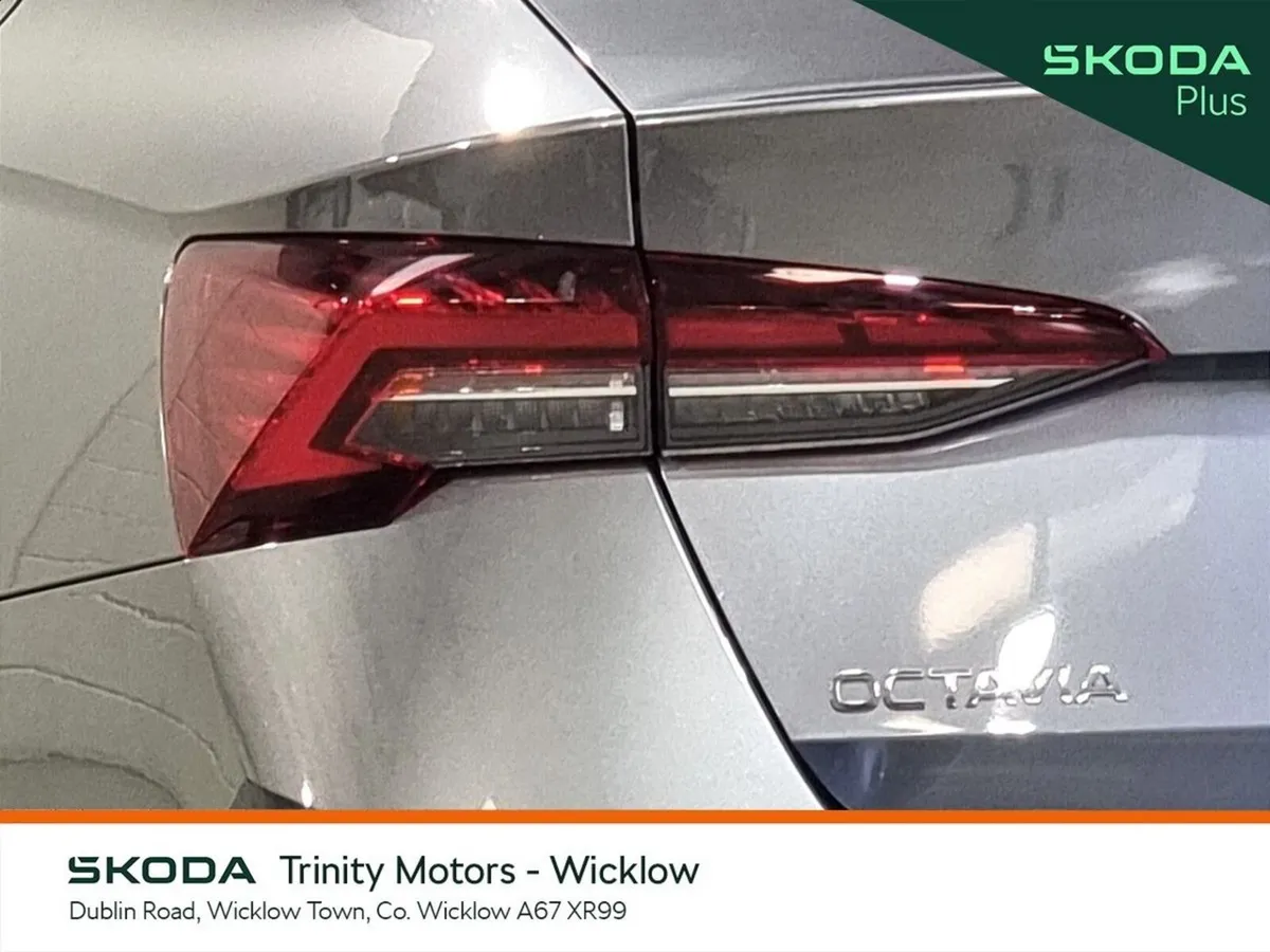 Skoda Octavia Saloon, Diesel, 2025, Grey