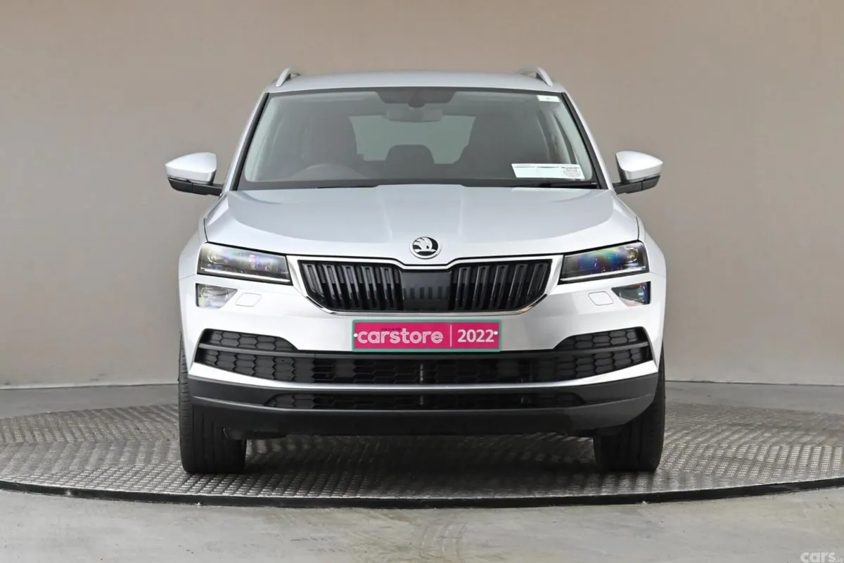 Skoda Karoq SUV, Petrol, 2022, Grey
