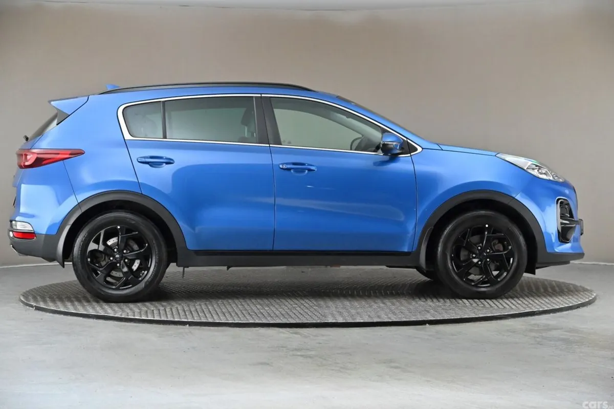 Kia Sportage SUV, Diesel Hybrid, 2021, Blue