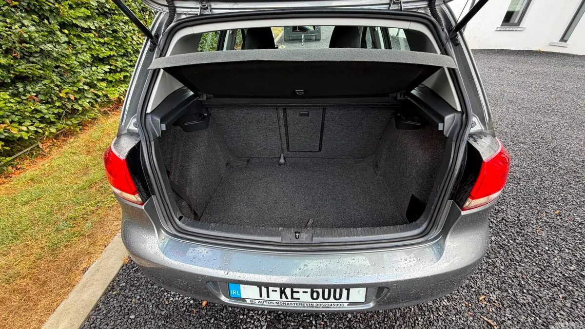 Volkswagen Golf Hatchback, Diesel, 2011, Grey