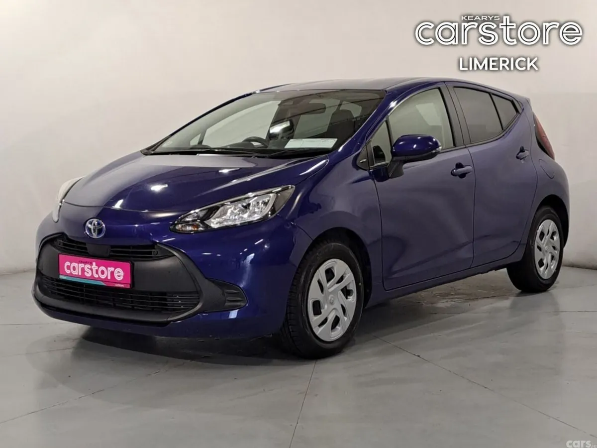 Toyota Aqua Hatchback, Petrol Hybrid, 2022, Blue