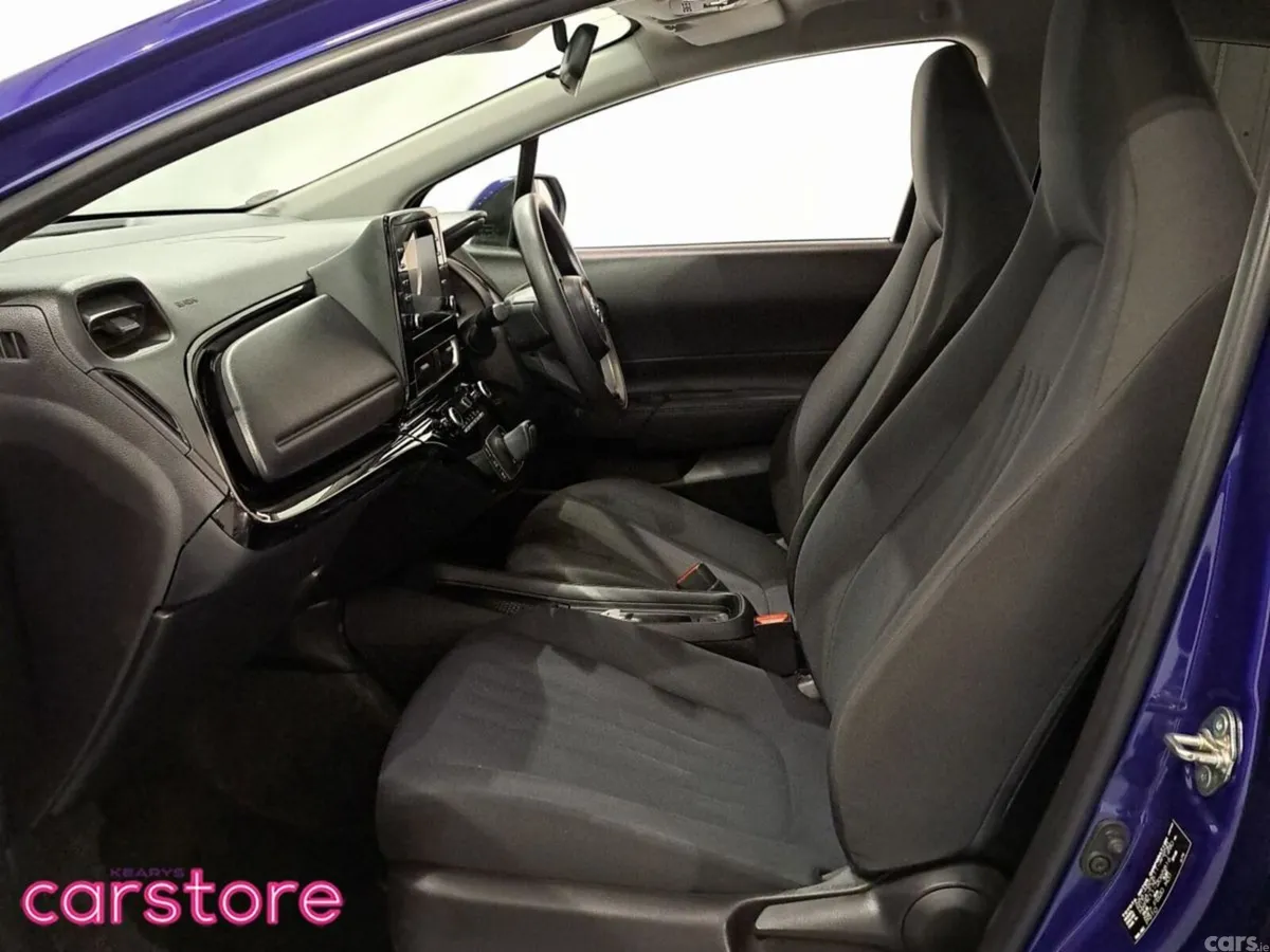 Toyota Aqua Hatchback, Petrol Hybrid, 2022, Blue