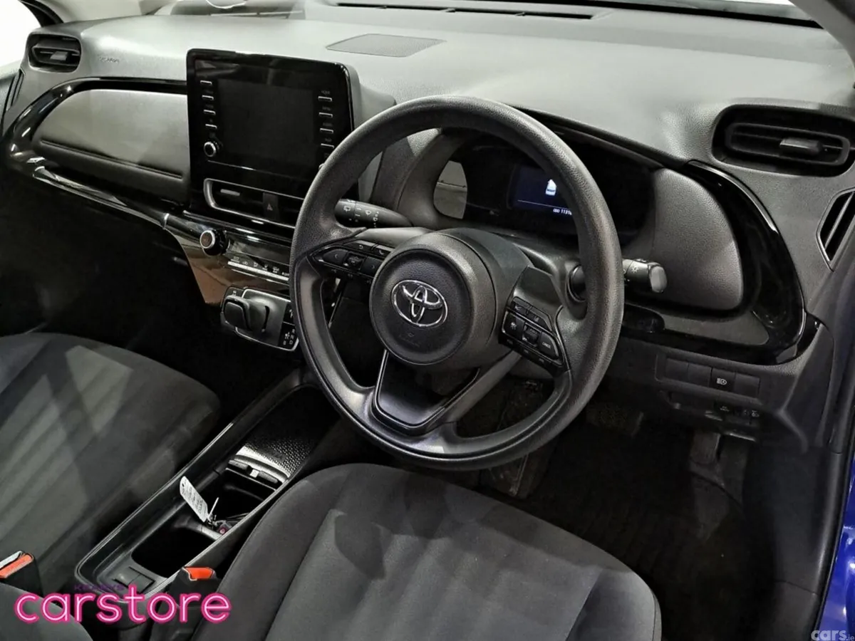 Toyota Aqua Hatchback, Petrol Hybrid, 2022, Blue
