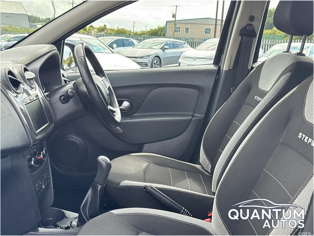 Dacia Sandero Hatchback, Petrol, 2021, Black