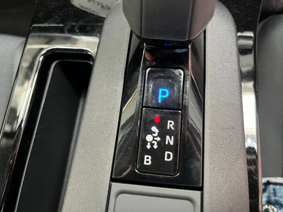 Toyota Prius Saloon, Petrol Hybrid, 2025, Silver