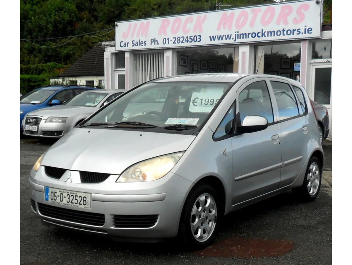 Mitsubishi Colt Hatchback, Petrol, 2005, Silver