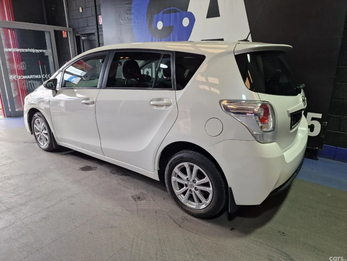 Toyota Verso MPV, Diesel, 2017, White