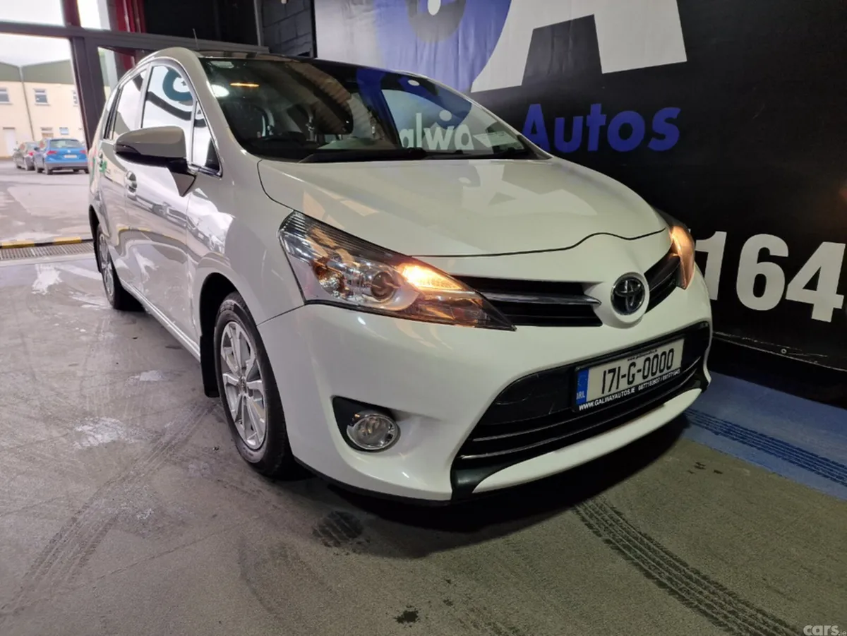 Toyota Verso MPV, Diesel, 2017, White