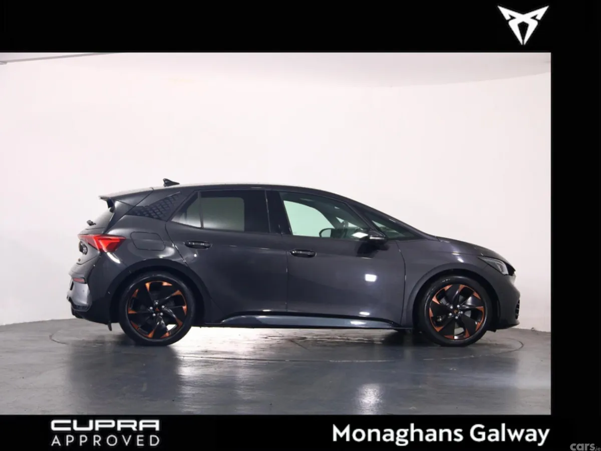Cupra Born Estate, Electric, 2023, Grey