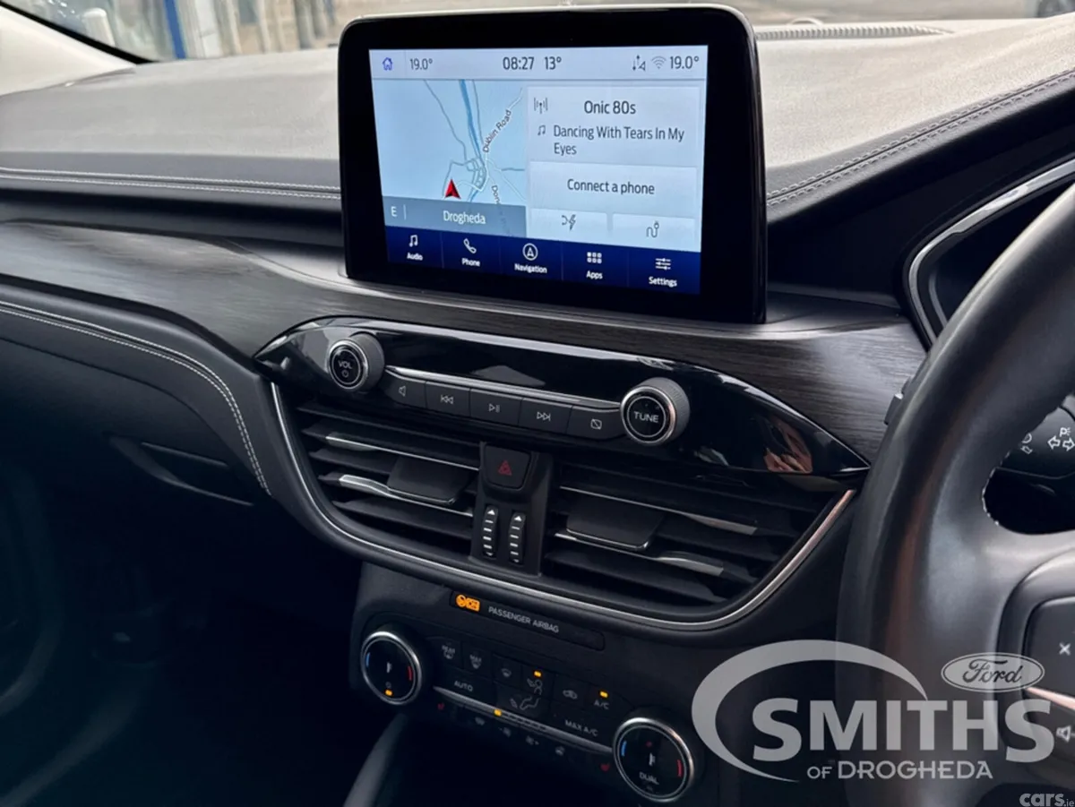 Ford Kuga MPV, Petrol Plug-in Hybrid, 2023, Red