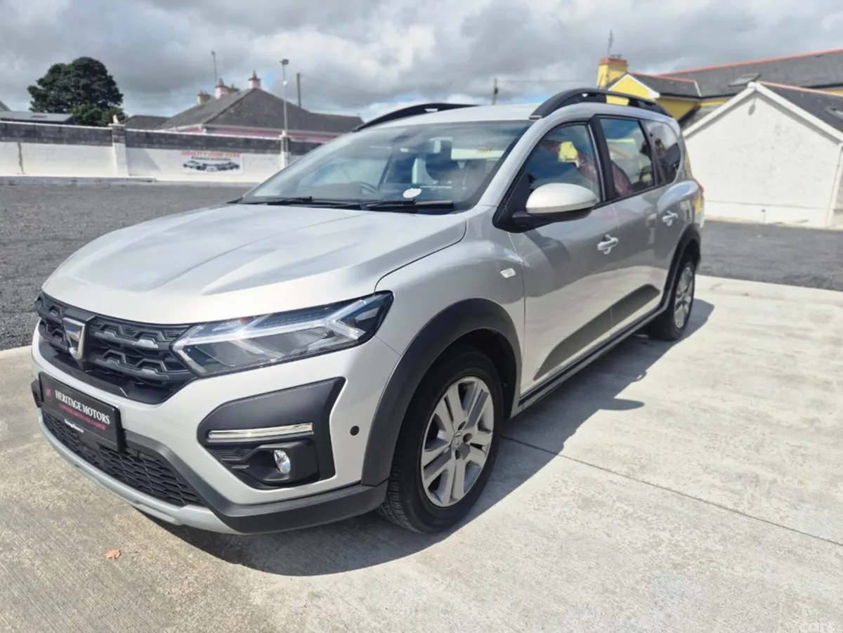 Dacia Jogger MPV, Petrol, 2022, Grey