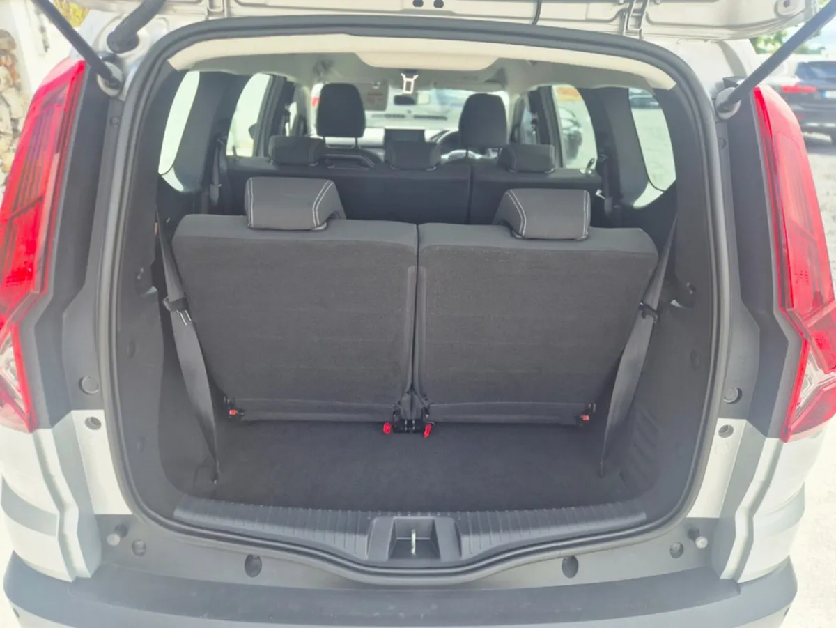 Dacia Jogger MPV, Petrol, 2022, Grey