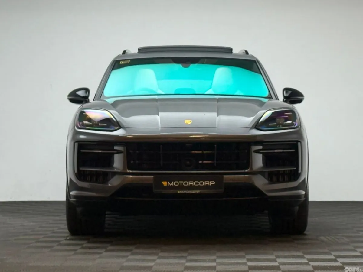 Porsche Cayenne SUV, Petrol Plug-in Hybrid, 2024, Grey