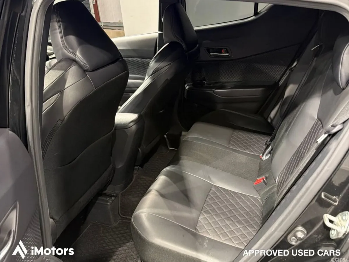Toyota C-HR SUV, Petrol Hybrid, 2021, Black