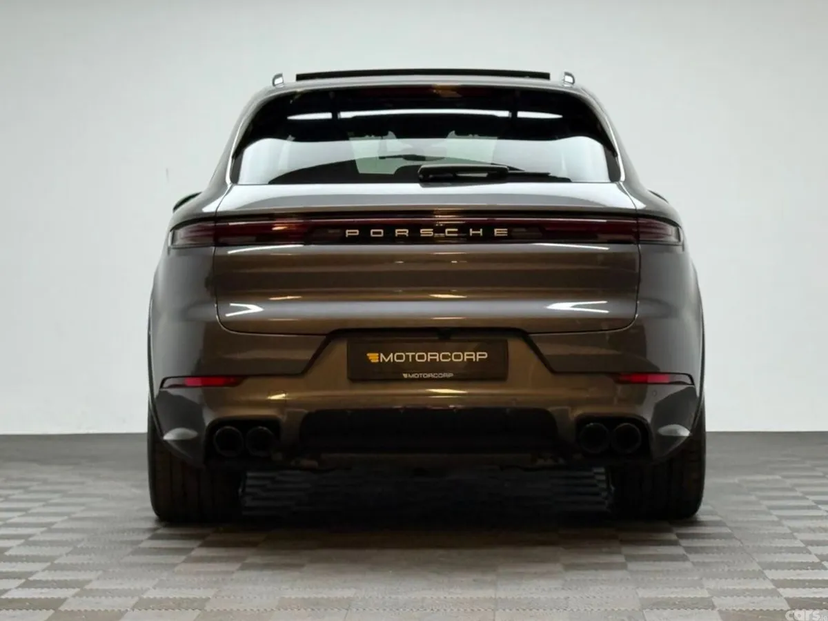 Porsche Cayenne SUV, Petrol Plug-in Hybrid, 2024, Grey