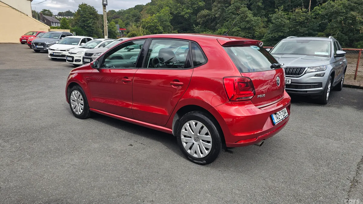 Volkswagen Polo Hatchback, Petrol, 2014, Red