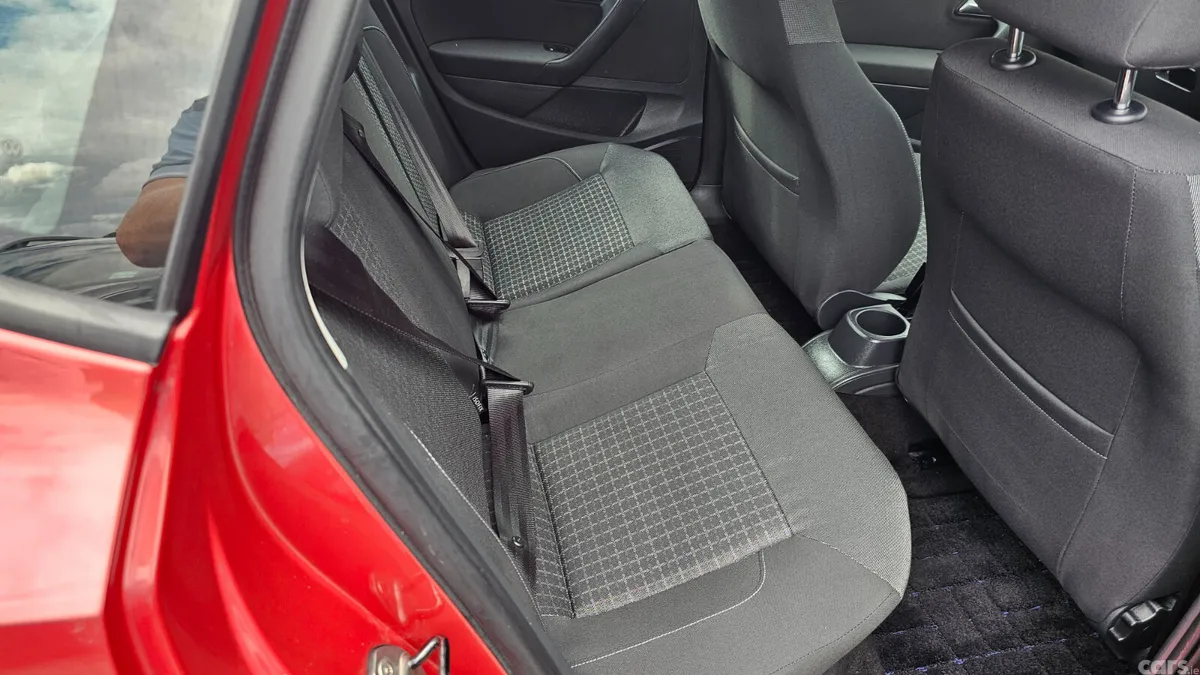 Volkswagen Polo Hatchback, Petrol, 2014, Red