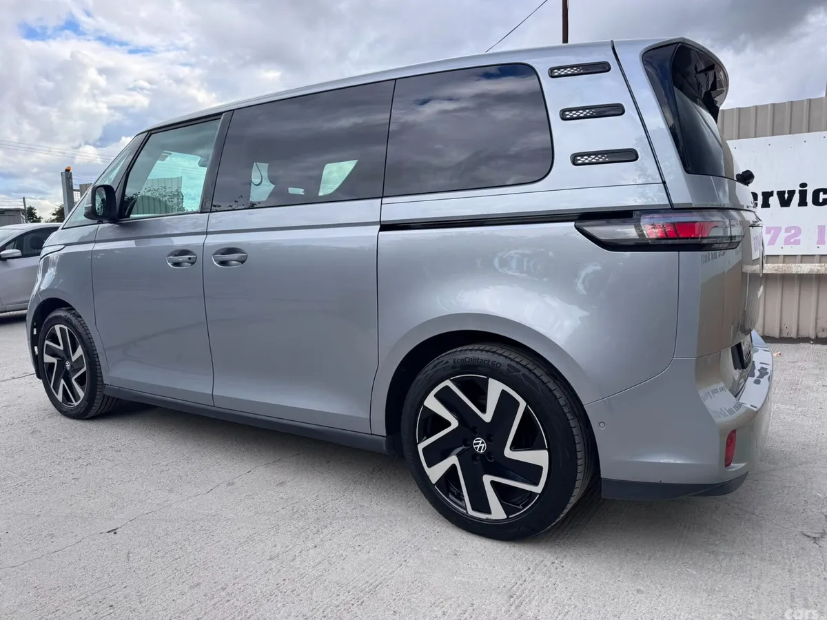 Volkswagen ID.Buzz Estate, Electric, 2022, Grey