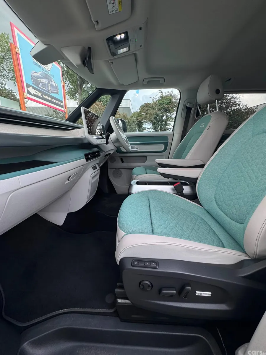 Volkswagen ID.Buzz Estate, Electric, 2022, Grey