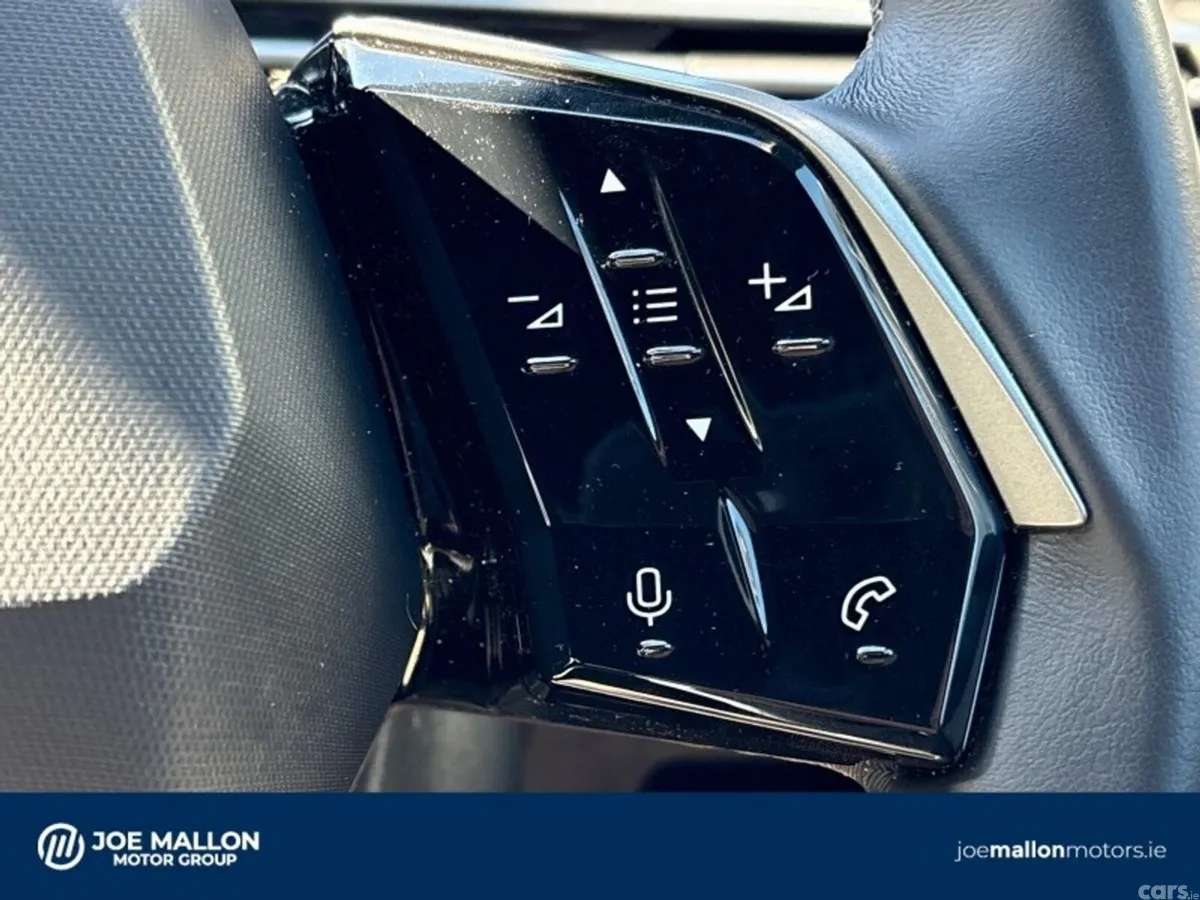 Peugeot 3008 MPV, Petrol, 2025, Grey