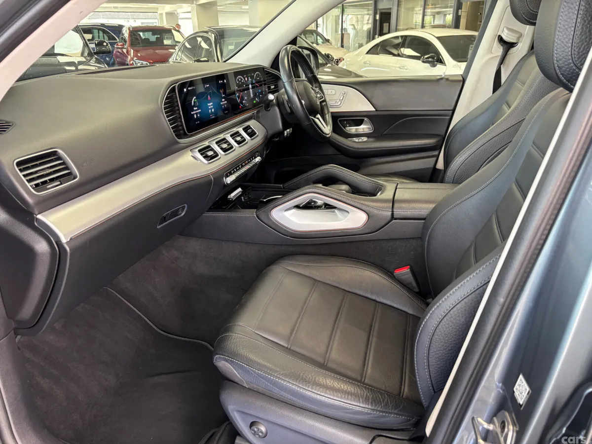 Mercedes-Benz GLE SUV, Diesel Plug-in Hybrid, 2022, Grey