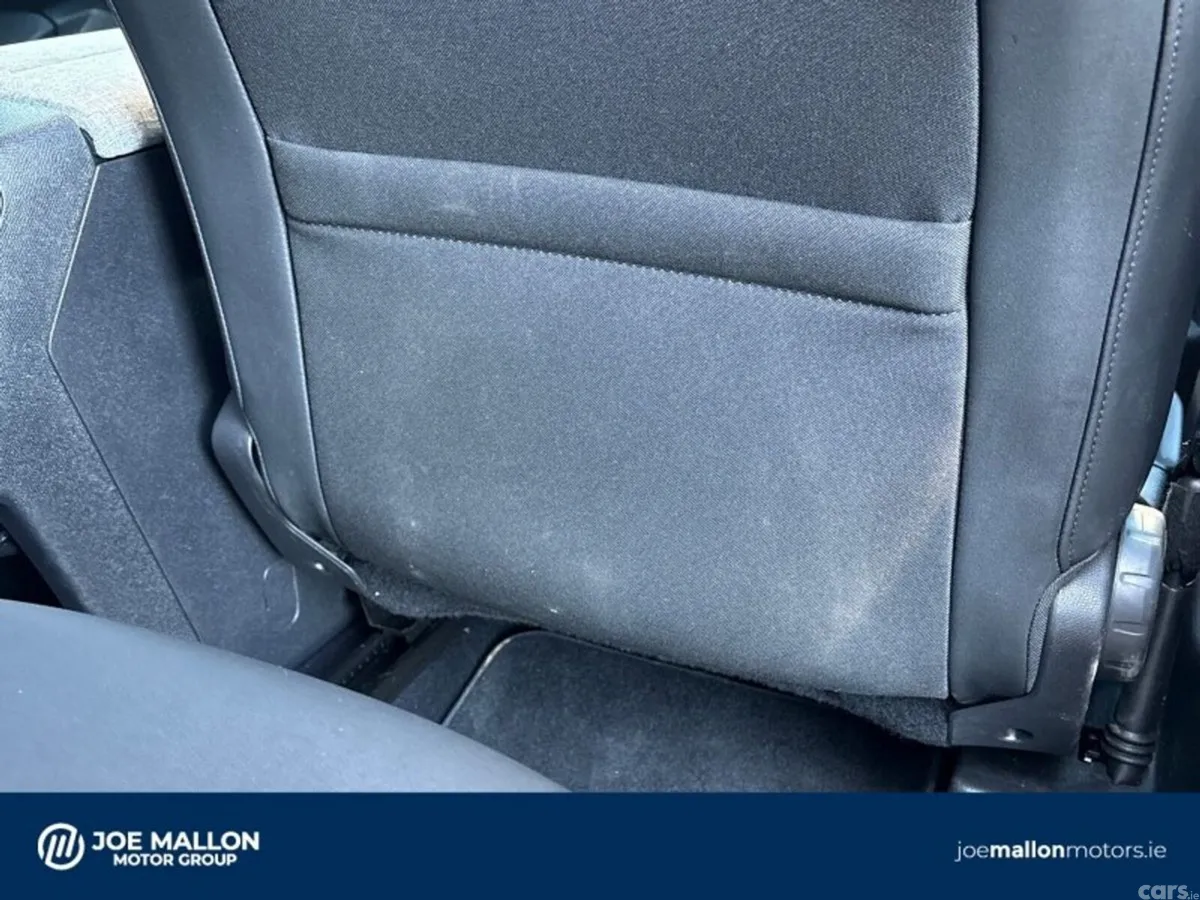 Peugeot 3008 MPV, Petrol, 2025, Grey