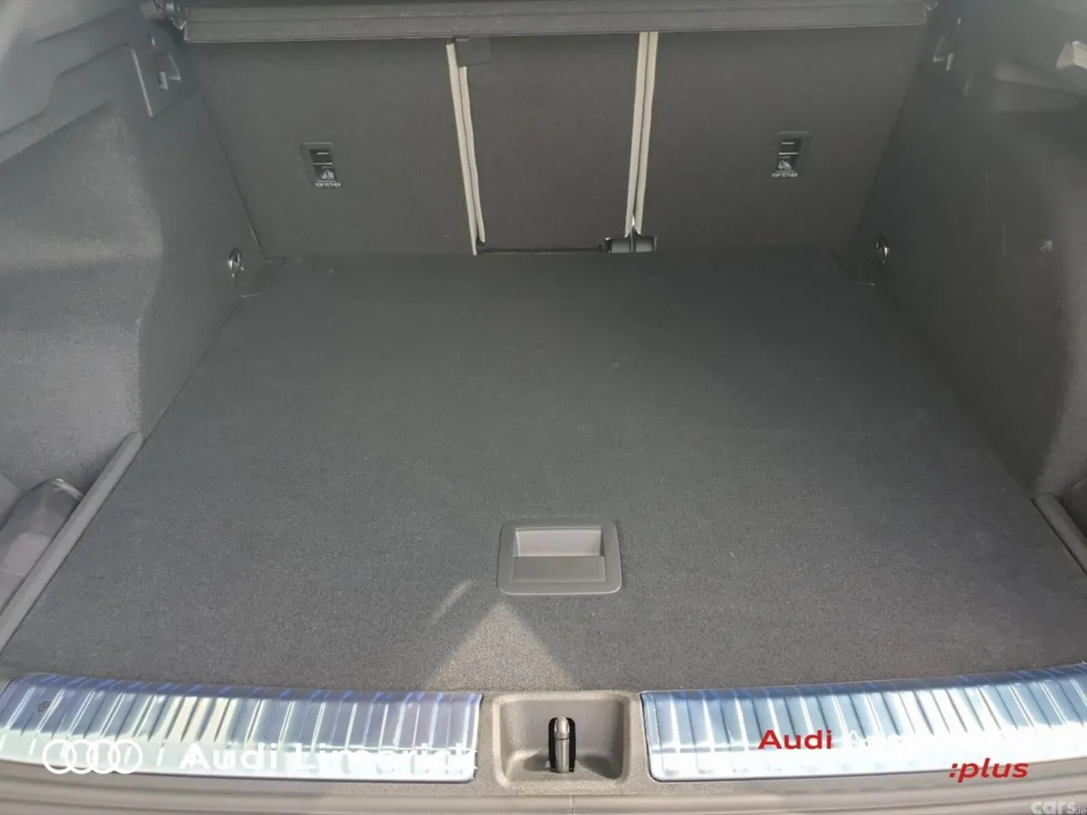 Audi Q3 SUV, Petrol, 2026, Blue