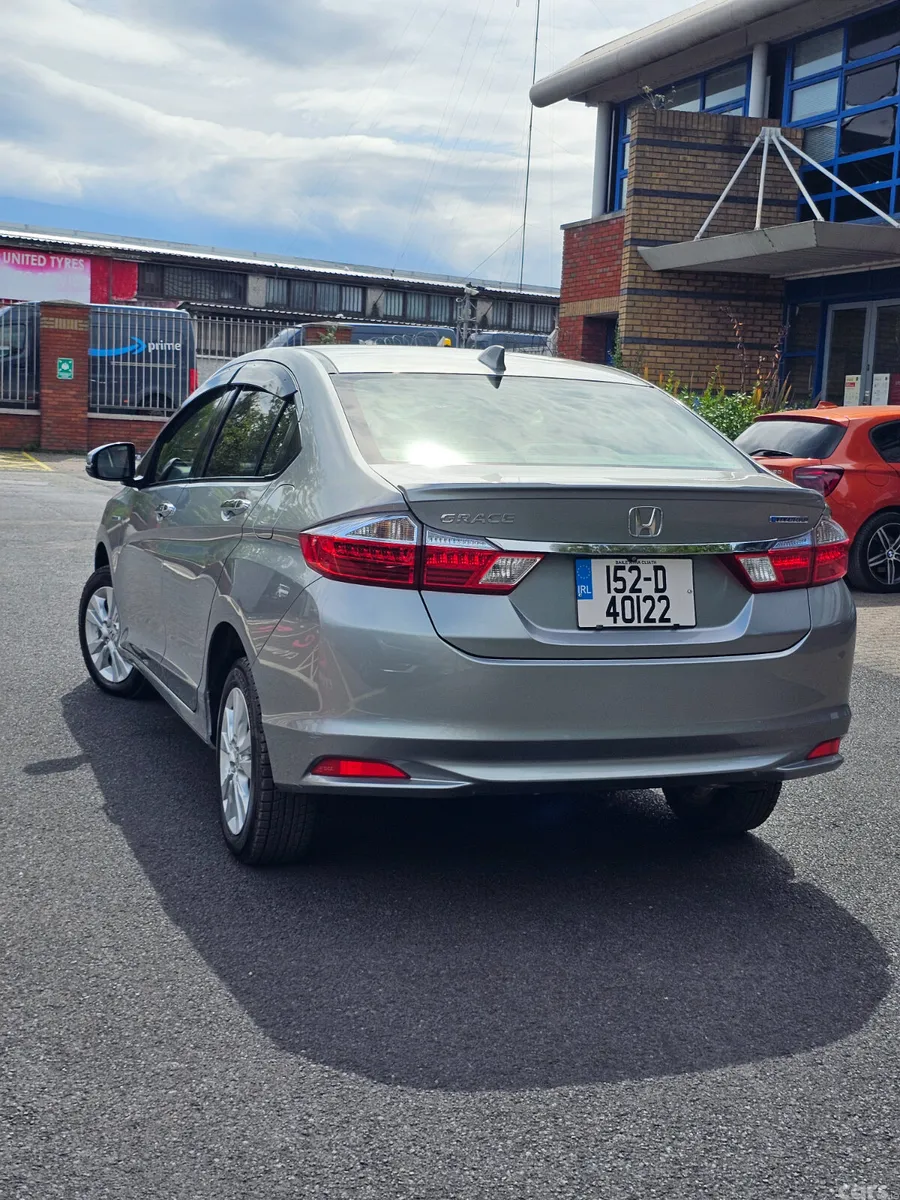 Honda Grace Saloon, Petrol Hybrid, 2015, Grey