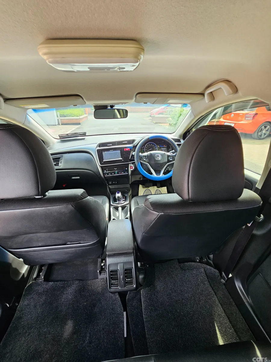 Honda Grace Saloon, Petrol Hybrid, 2015, Grey