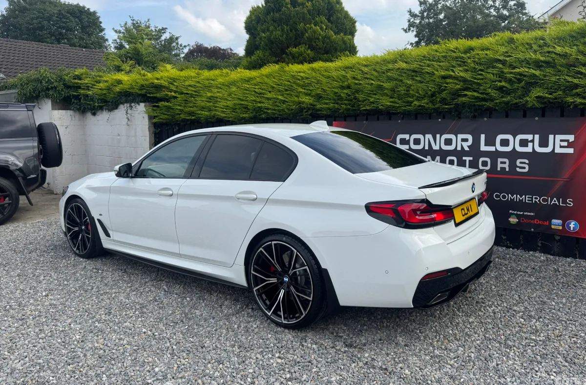 BMW 5-Series Saloon, Diesel Hybrid, 2021, White