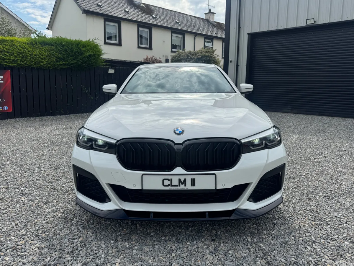 BMW 5-Series Saloon, Diesel Hybrid, 2021, White