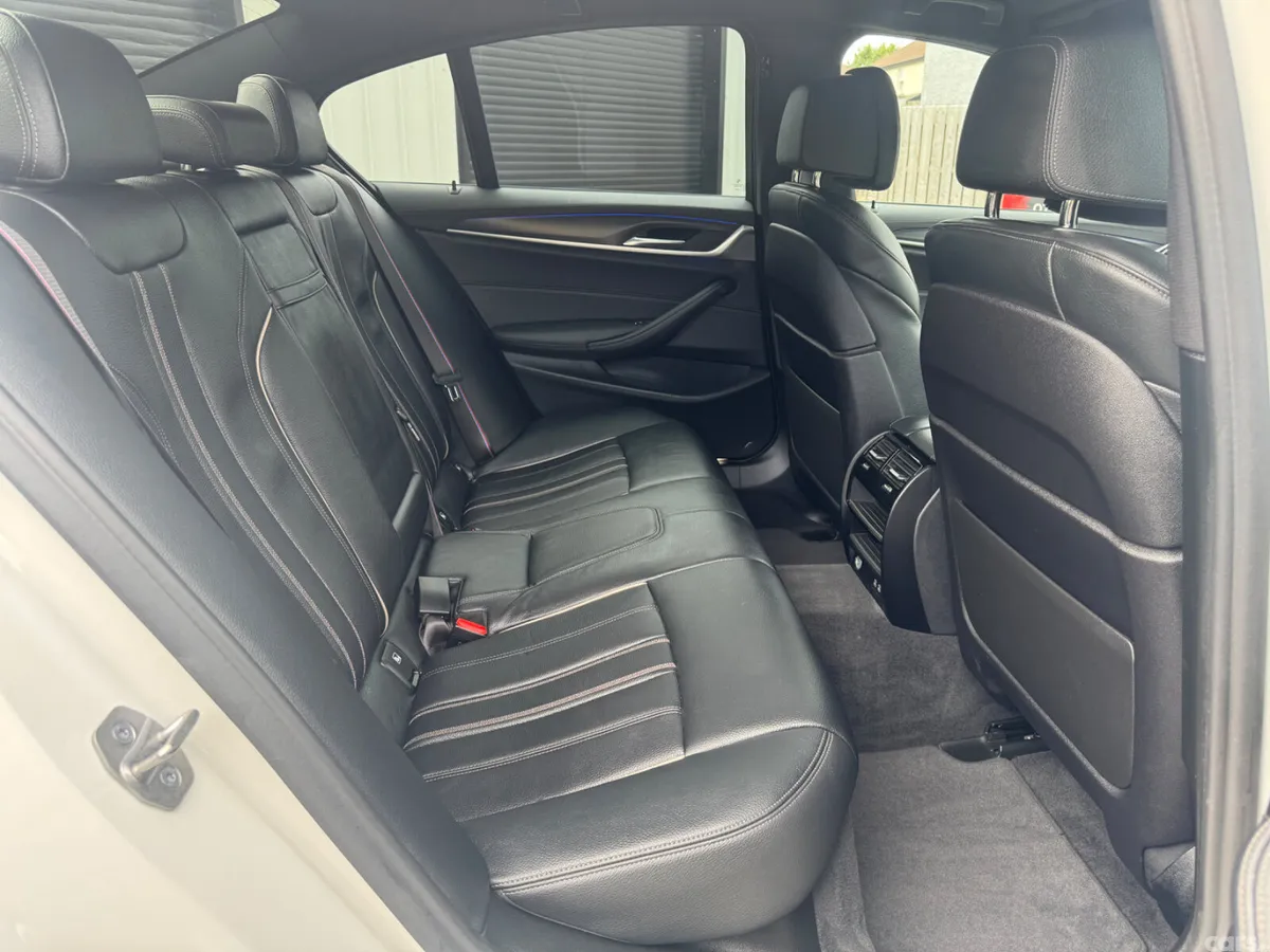 BMW 5-Series Saloon, Diesel Hybrid, 2021, White
