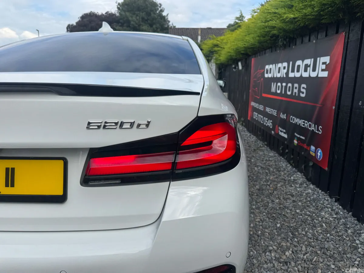 BMW 5-Series Saloon, Diesel Hybrid, 2021, White