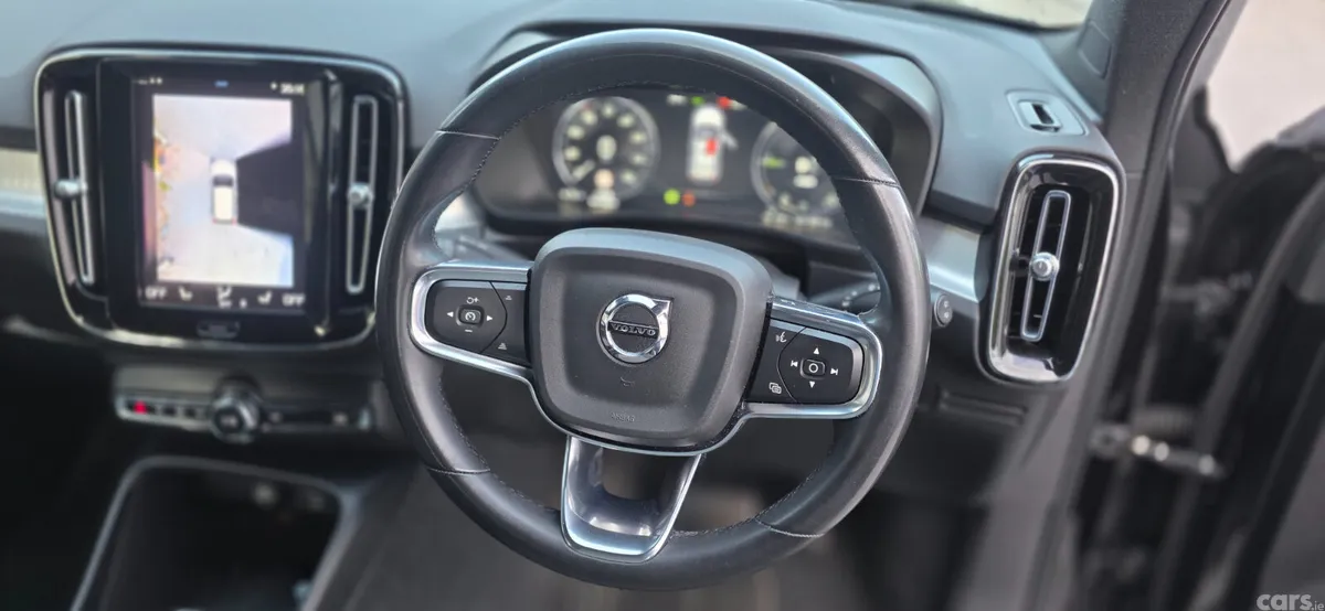 Volvo XC40 SUV, Petrol Plug-in Hybrid, 2023, Black