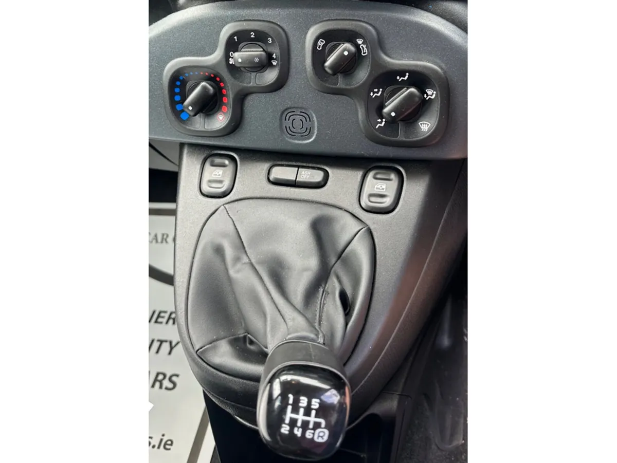 Fiat Panda MPV, Petrol, 2024, Blue