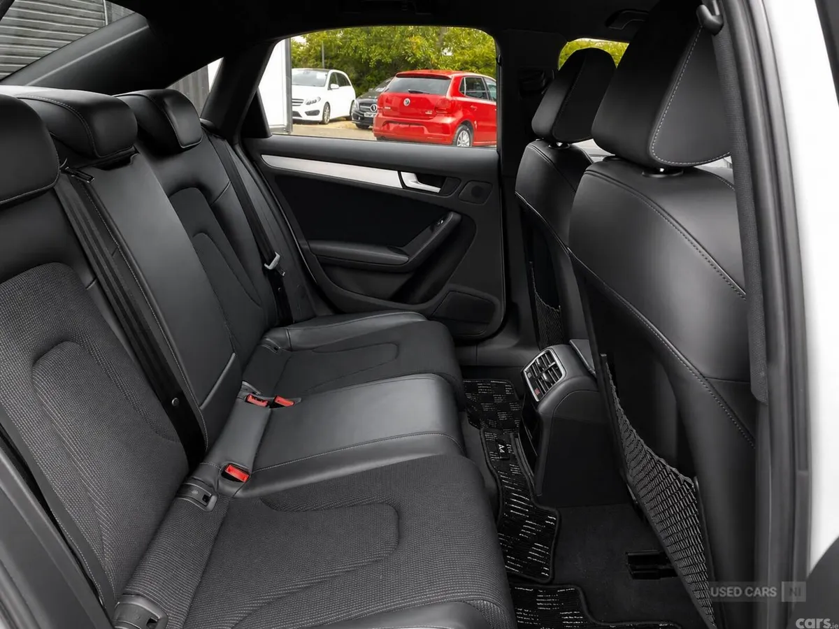 Audi A4 , Petrol, 2015, White