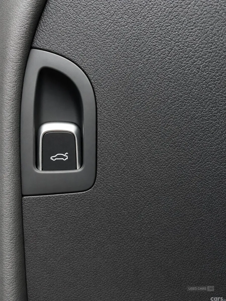 Audi A4 , Petrol, 2015, White