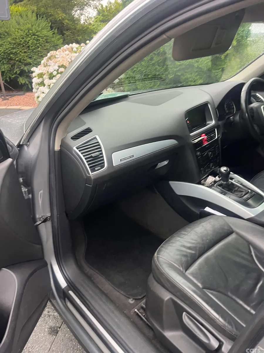 Audi Q5 SUV, Diesel, 2011, Grey