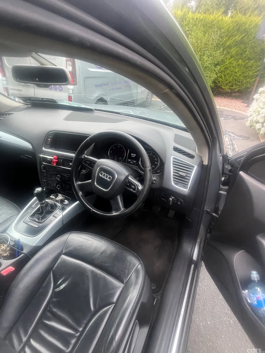 Audi Q5 SUV, Diesel, 2011, Grey