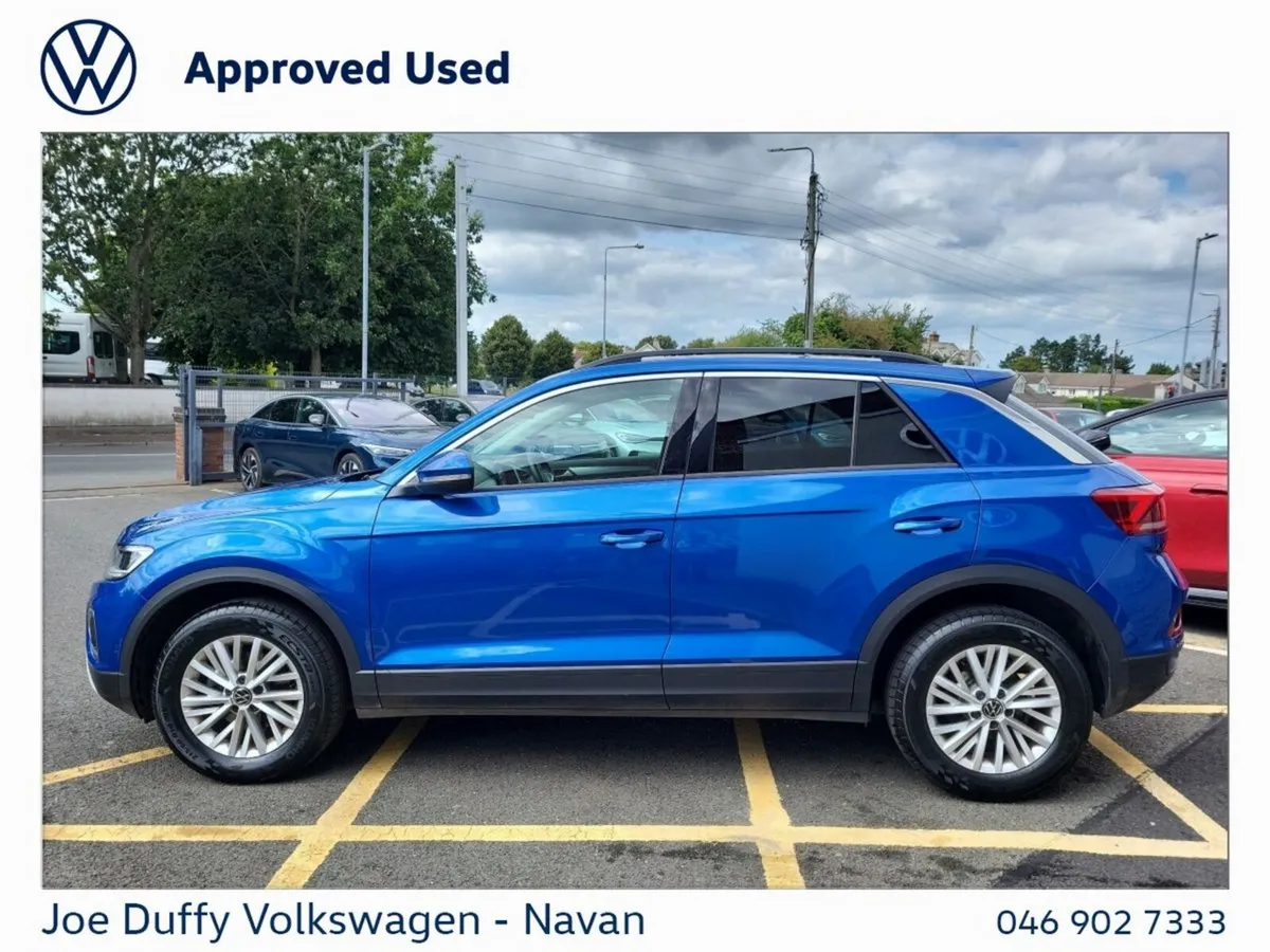 Volkswagen T-Roc SUV, Diesel, 2023, Blue