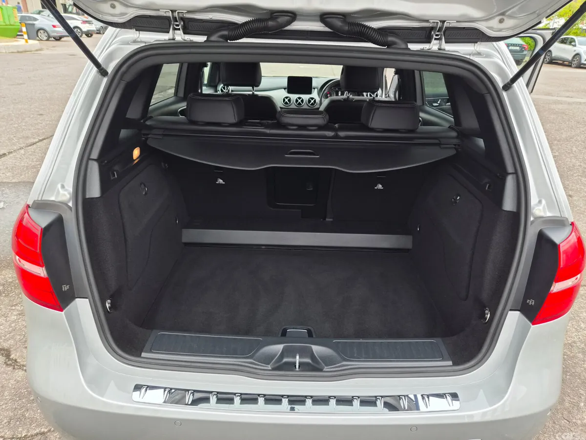 Mercedes-Benz B-Class Hatchback, Petrol, 2019, Silver