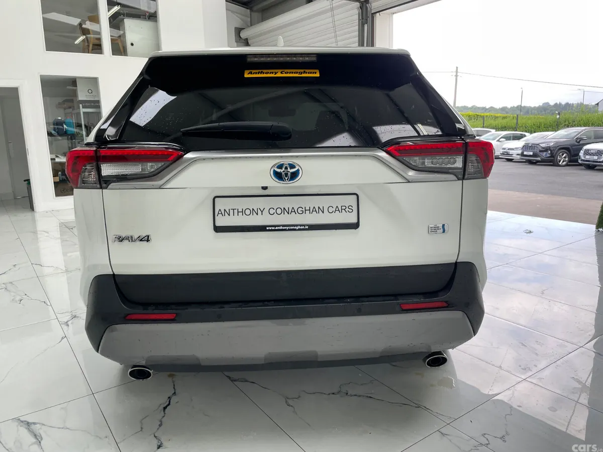 Toyota RAV4 SUV, Petrol Hybrid, 2021, White
