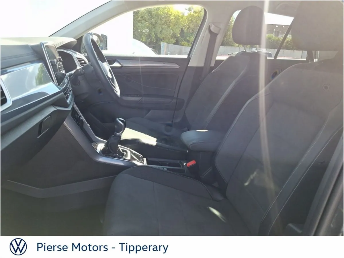 Volkswagen T-Roc SUV, Petrol, 2024, Grey