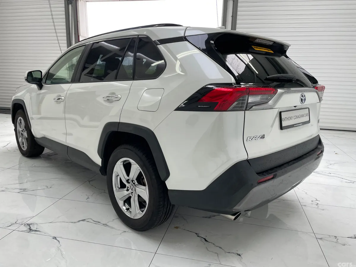 Toyota RAV4 SUV, Petrol Hybrid, 2021, White