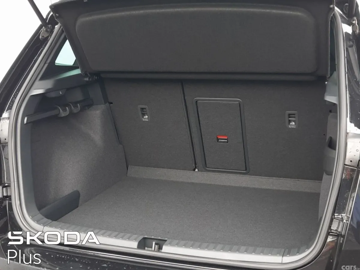 Skoda Karoq SUV, Diesel, 2026, Black