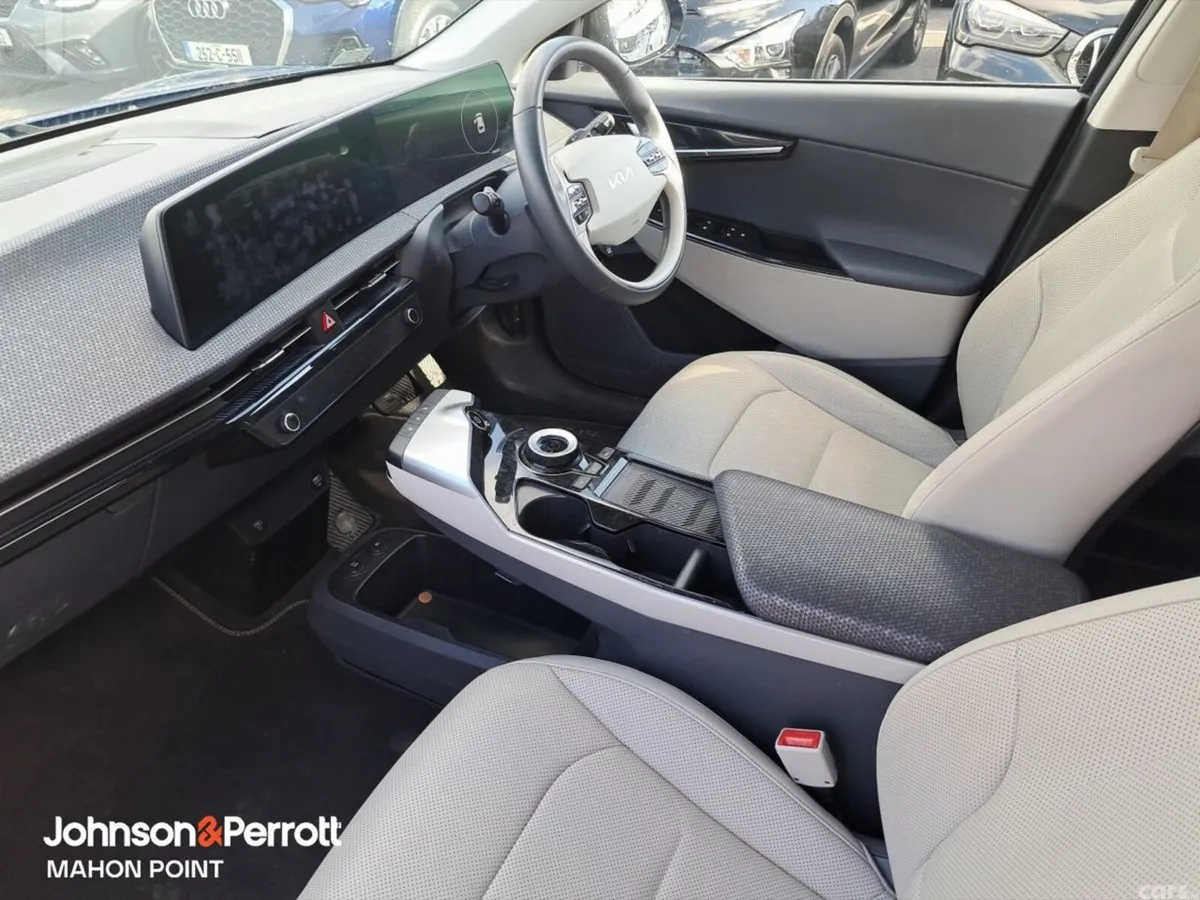 Kia EV6 MPV, Electric, 2022, Blue