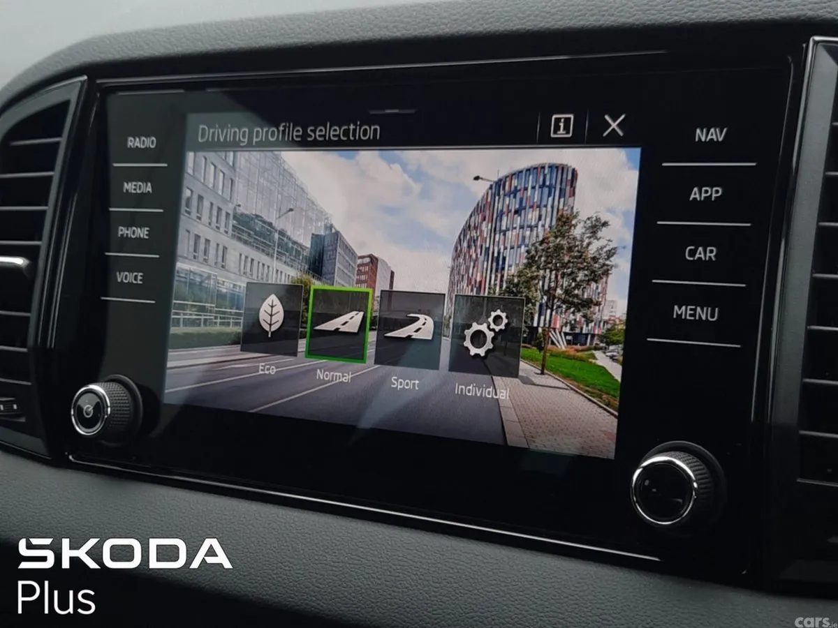 Skoda Karoq SUV, Diesel, 2026, Black